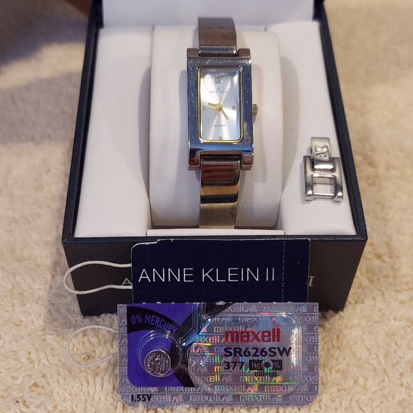 NIB ANNE KLEIN II STAINLESS STEEL DIAMOND ACCENTED WATCH - Picture 13 of 13